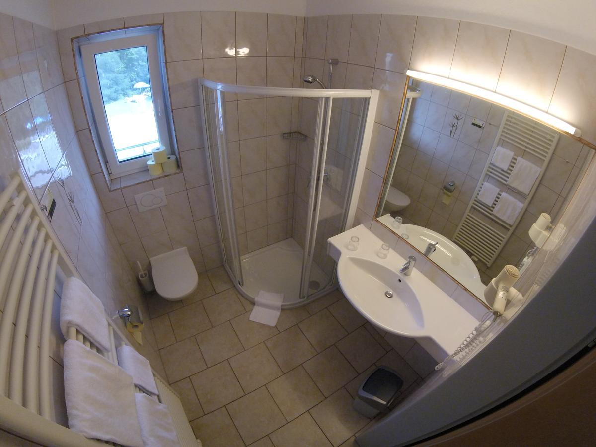 Gasthof Zum Lindenhof バート・ラトカースブルク 部屋 写真