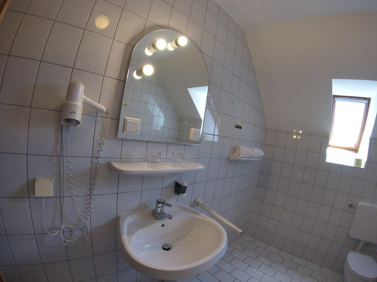 Gasthof Zum Lindenhof バート・ラトカースブルク 部屋 写真